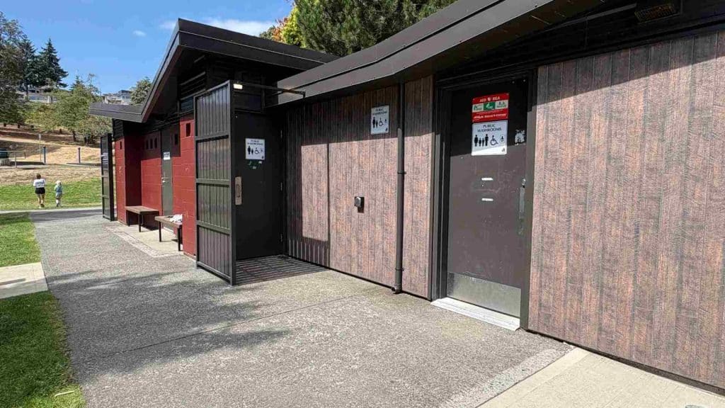 the bathrooms at Transfer Beach in Ladysmith